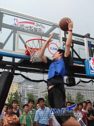 左右边