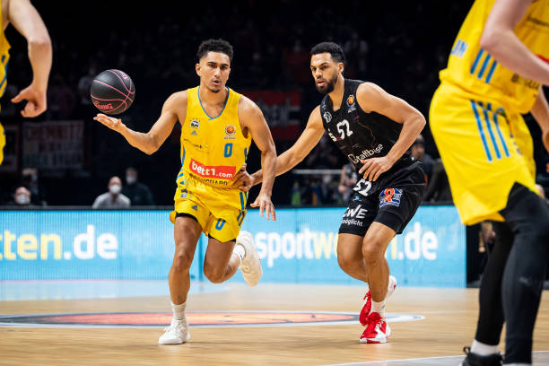 马卡报：因萨利巴渴望与阿森纳续约 科纳特或成皇马更可行选择